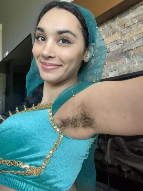 Do you wanna lick princess jasmines hairy pits ?