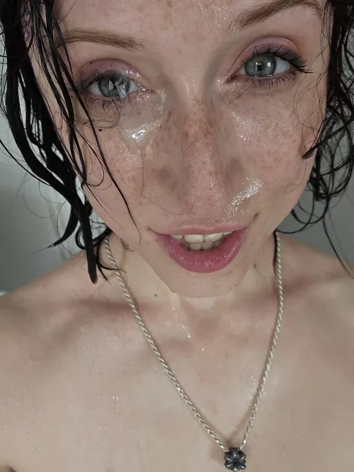 I got glazed in the shower 💦 definition of a cum shower 😛