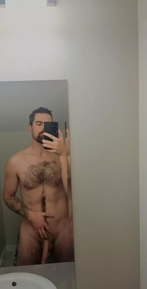 Like a dadbod and long cock?(32)