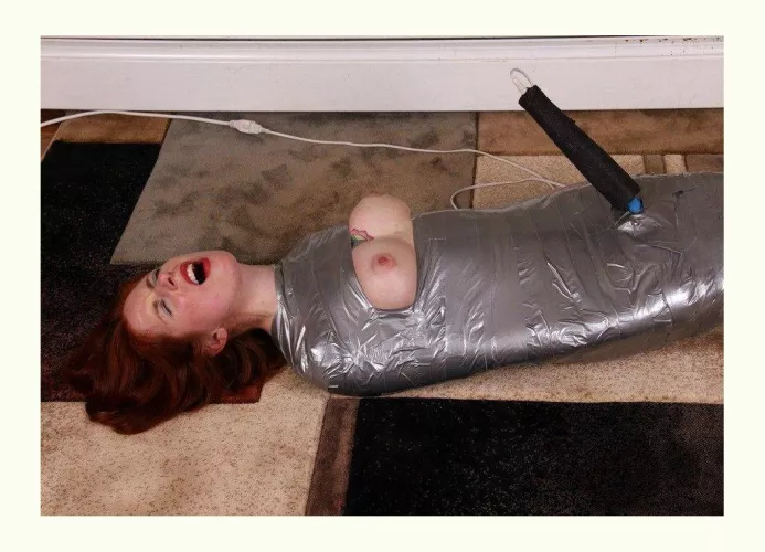 M4F if anyone in the UK wants to end up like this, send me a message! Wanting to practice my mummification skjlls :)