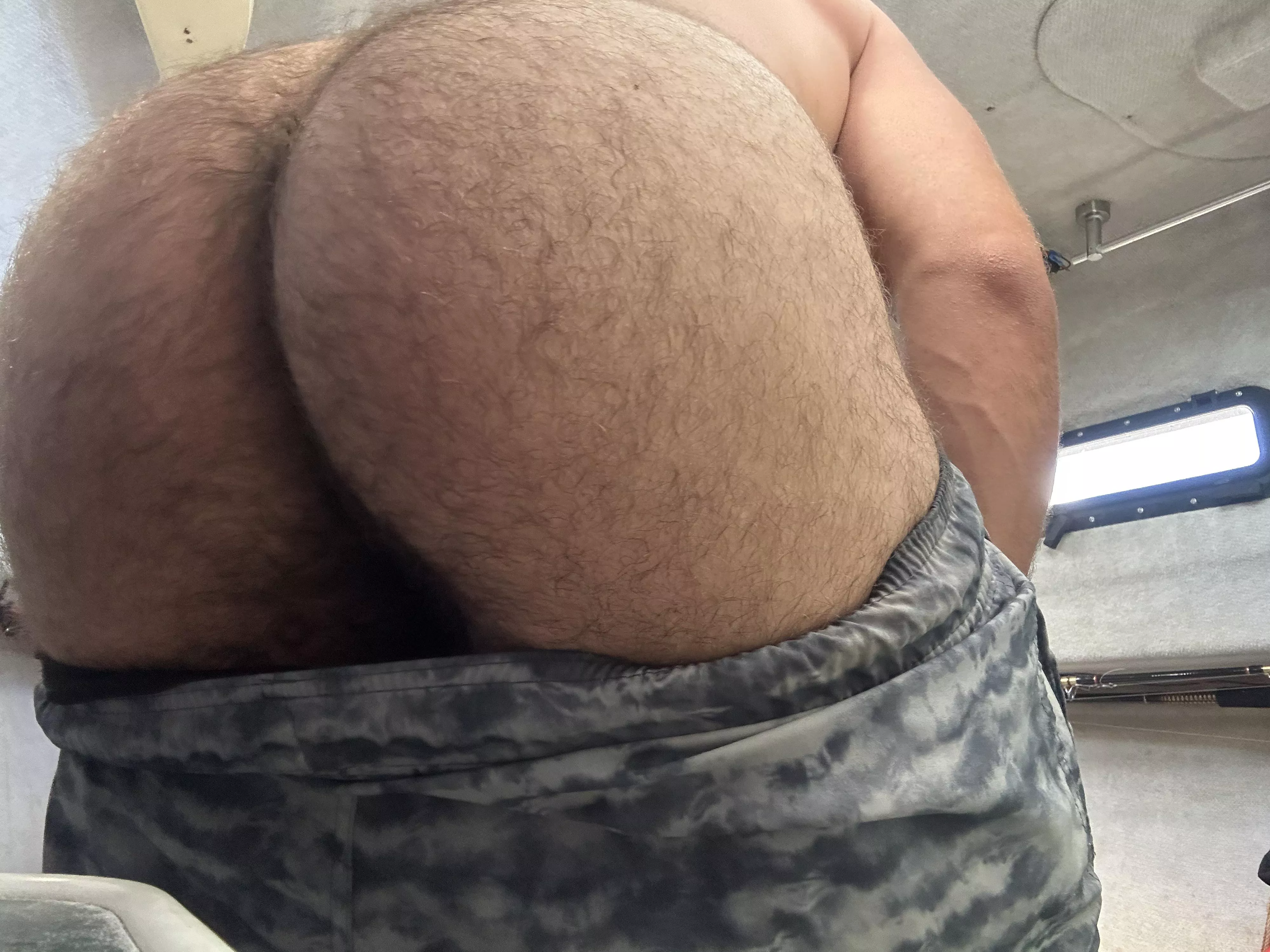 Meet me in the boat cabin? 🏴‍☠️