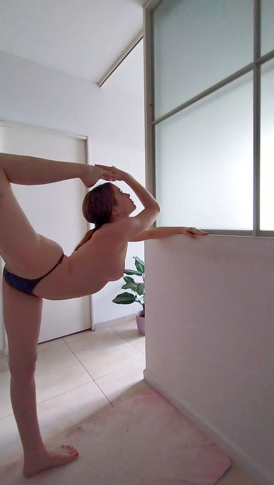 Natarajasana with wall 