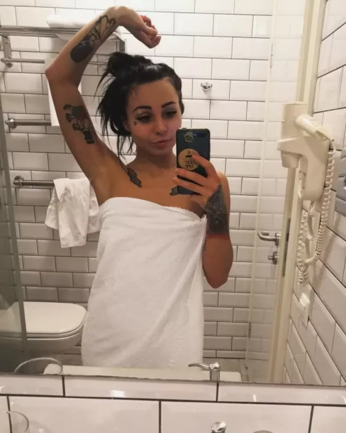 showers are more fun with company ;)