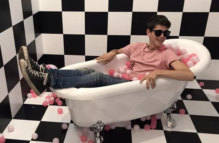 Can you guess where I from?