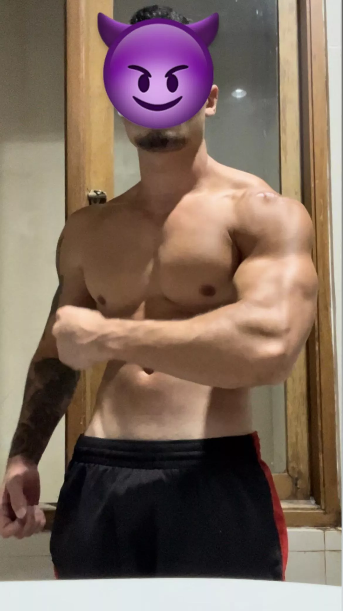 Check out my forearm BULGE but something else is also BULGING down here 😈😈🫢