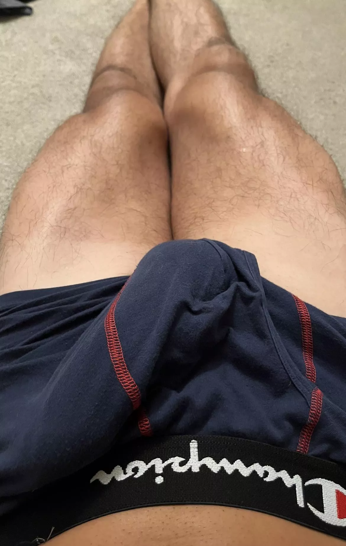 CUM put my big bulge between your asscheeks 😈😈