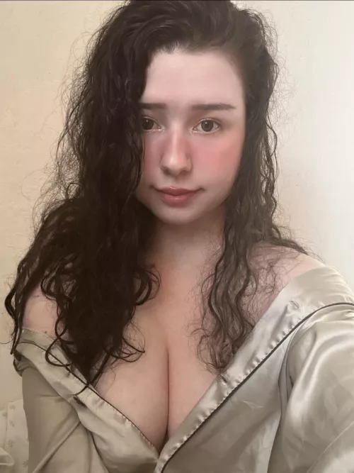 Do I have a chance with women? 19F