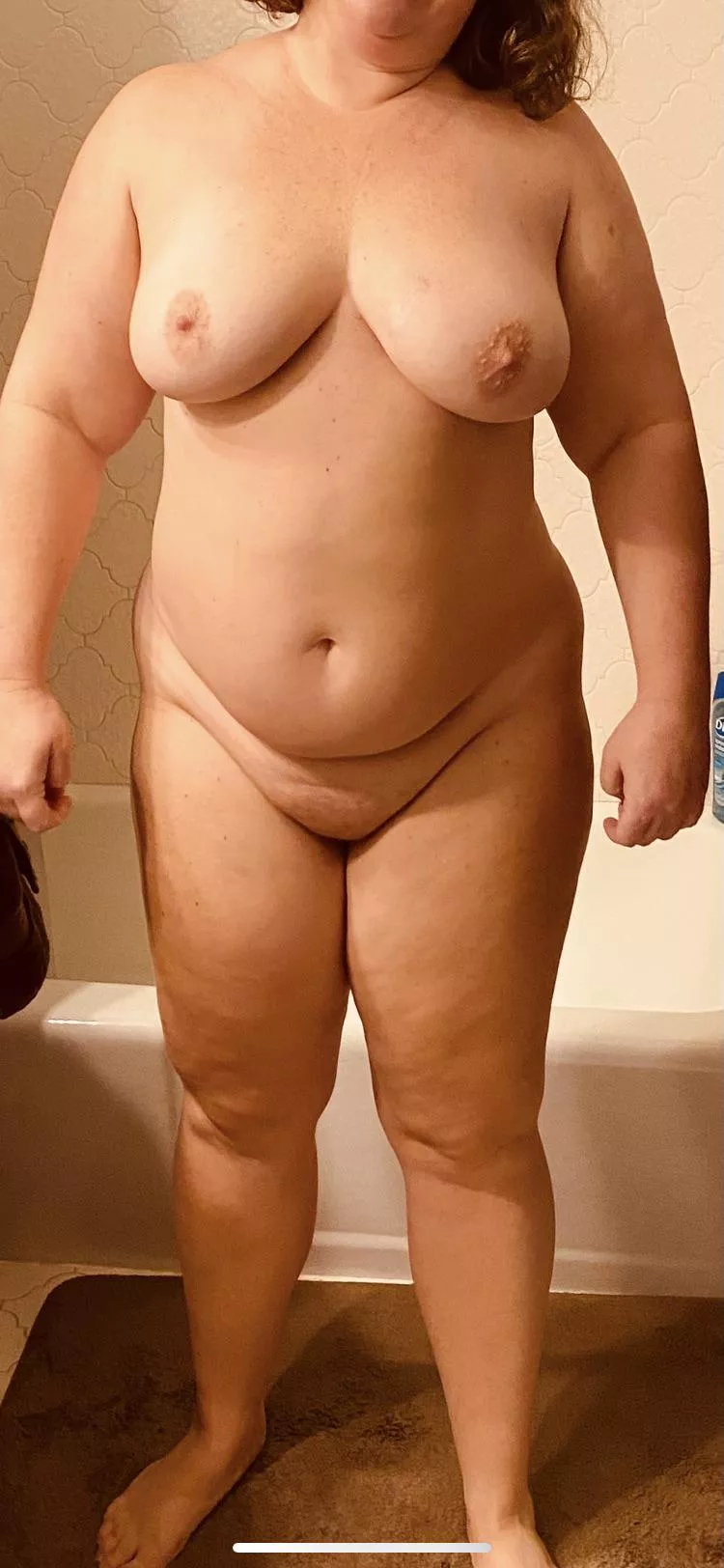 F 47, 5’7”, 220lbs