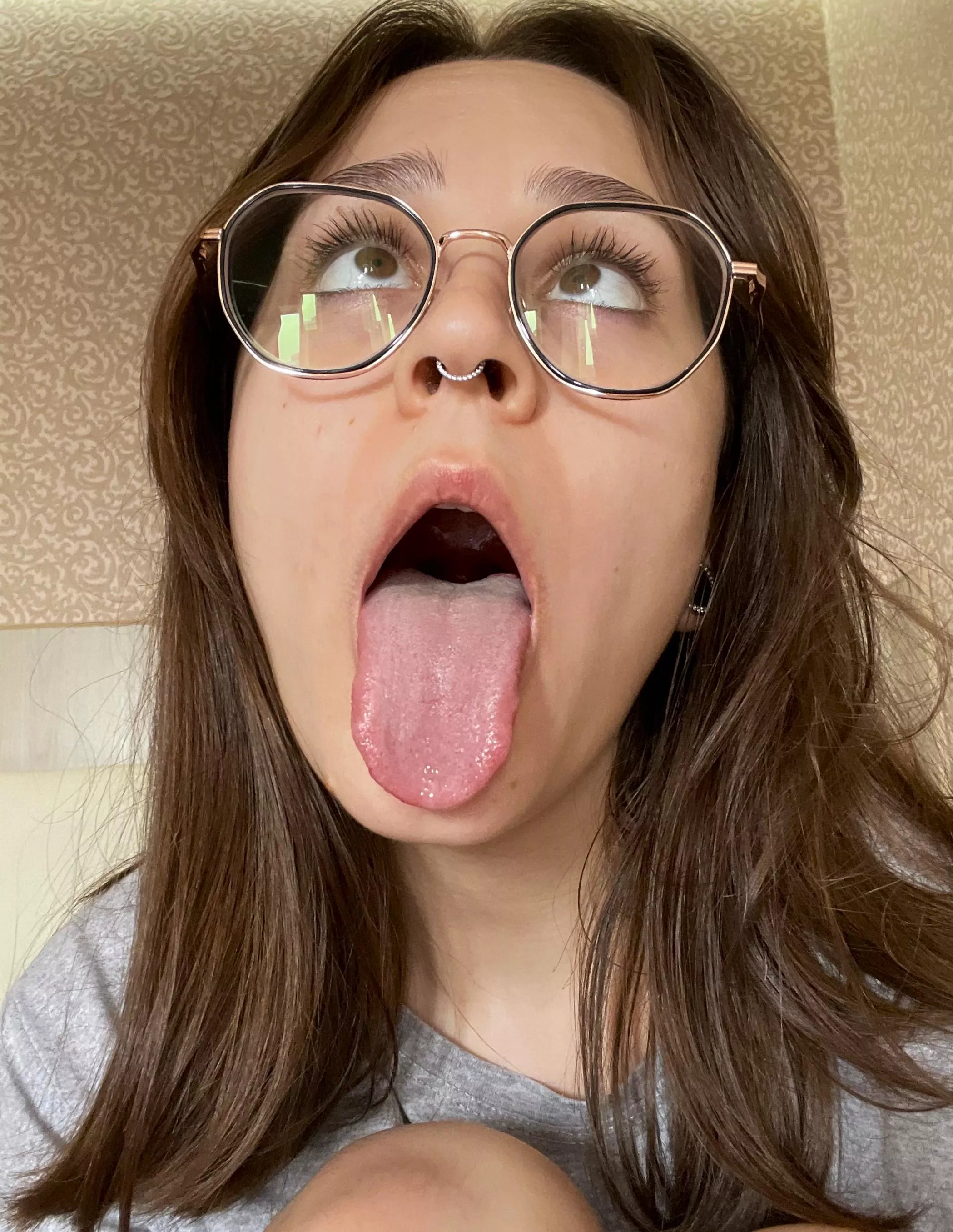 Fill my mouth with your cream