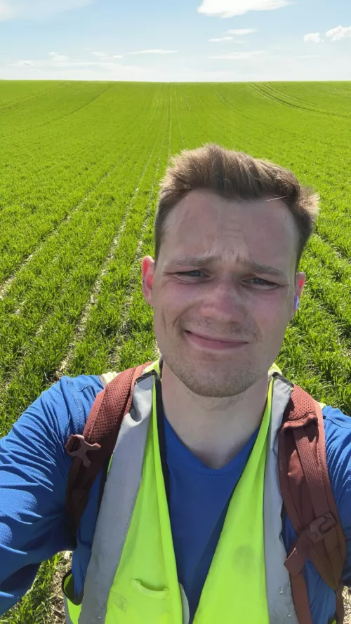 Here’s me pretending I’m not getting burnt af