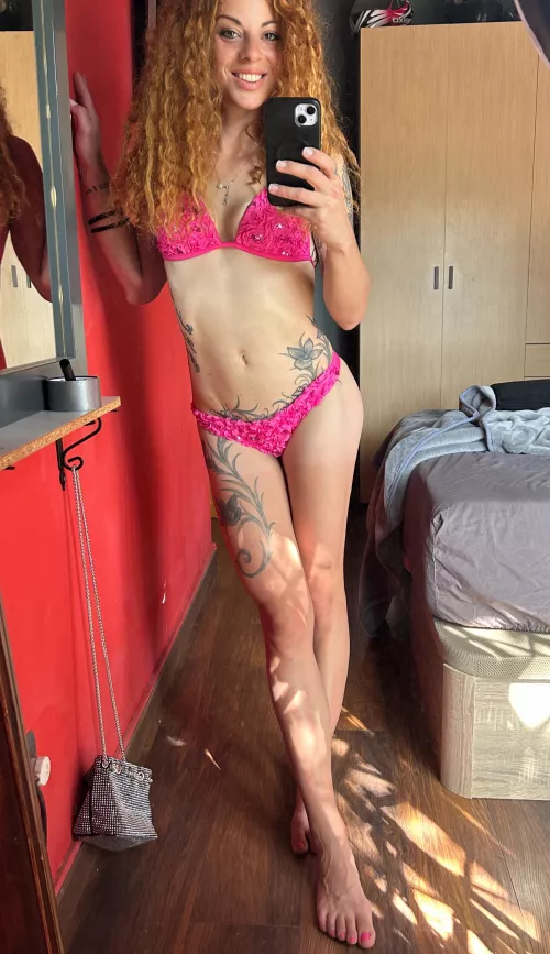 Petite inked ginger ;)