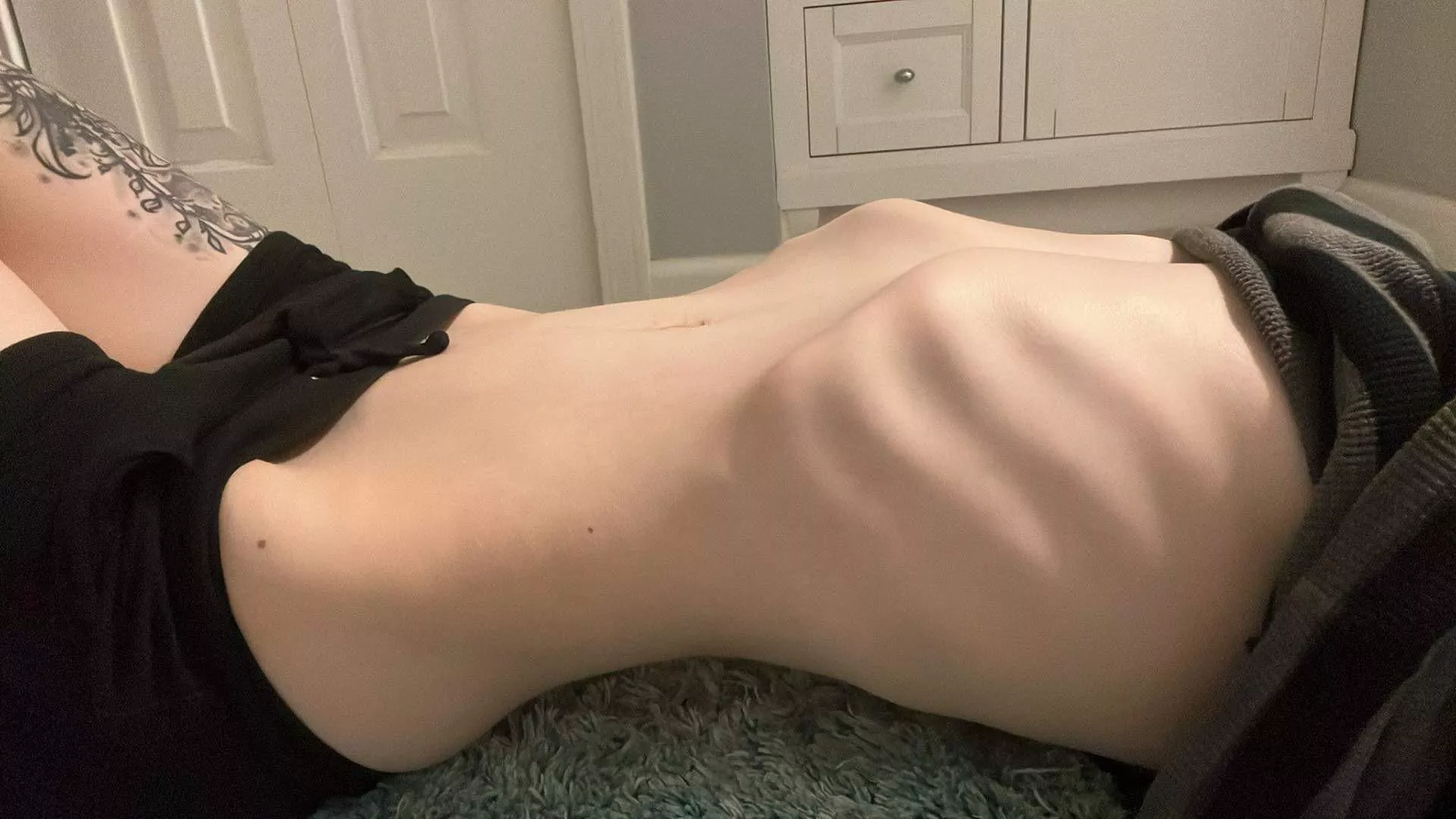 Run your fingers down my sides