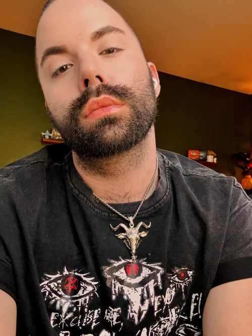 Taking a break after my *heavily* modded FO4 save crashes for the 198th time