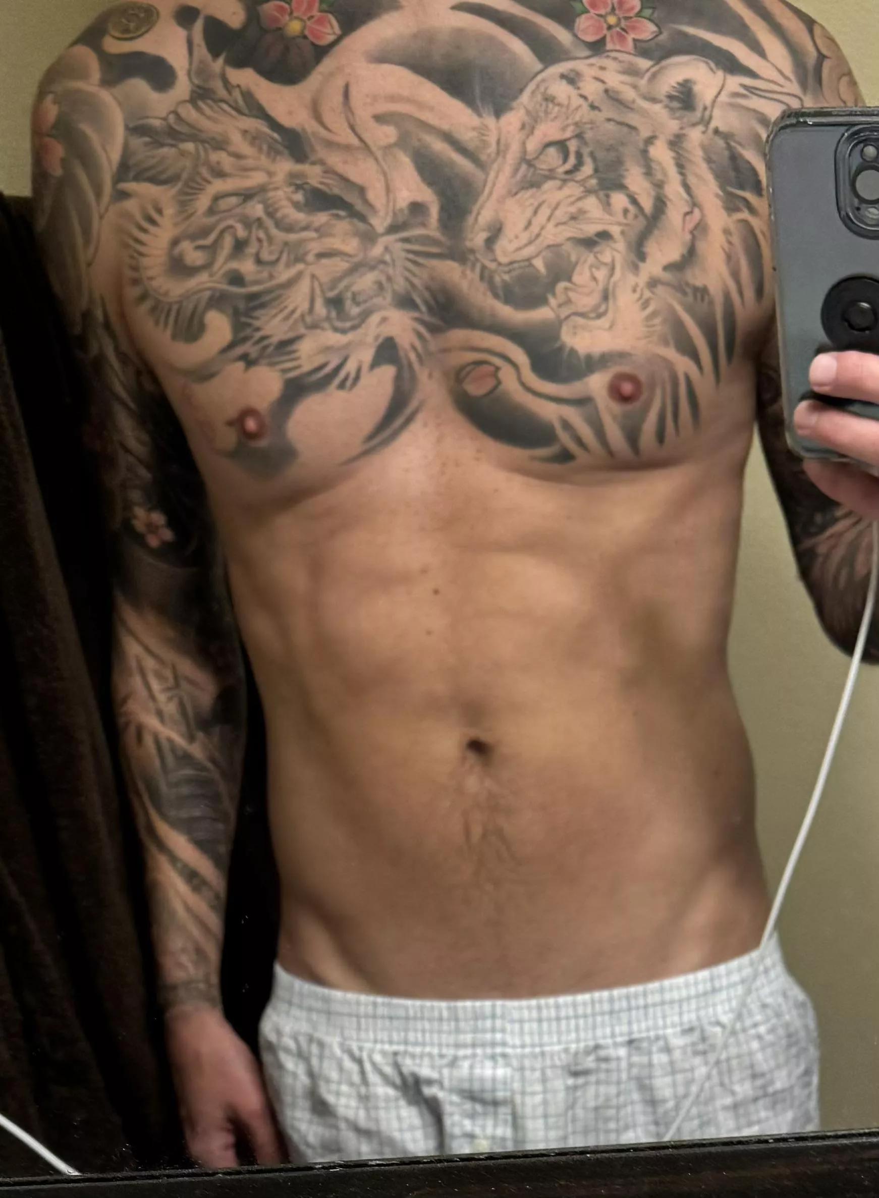 Tats n boxers