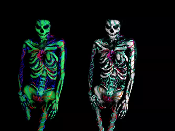 Victoria Sun - UV vs Regular Light