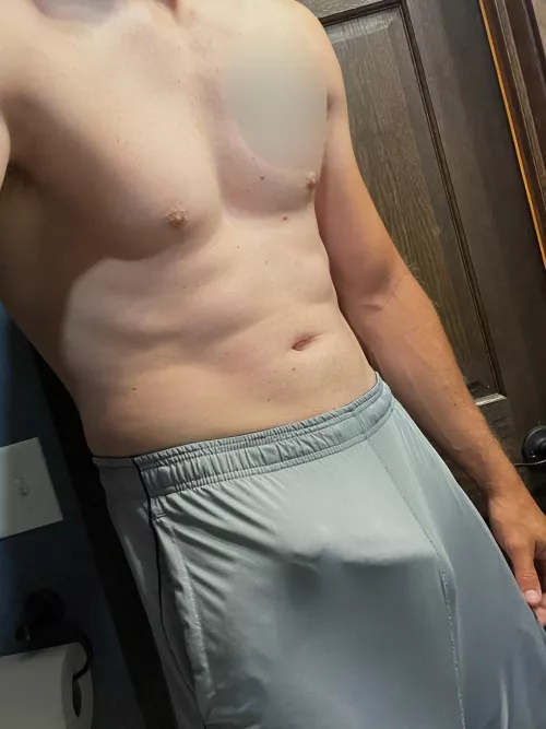 Would you spot me at gym? (37)