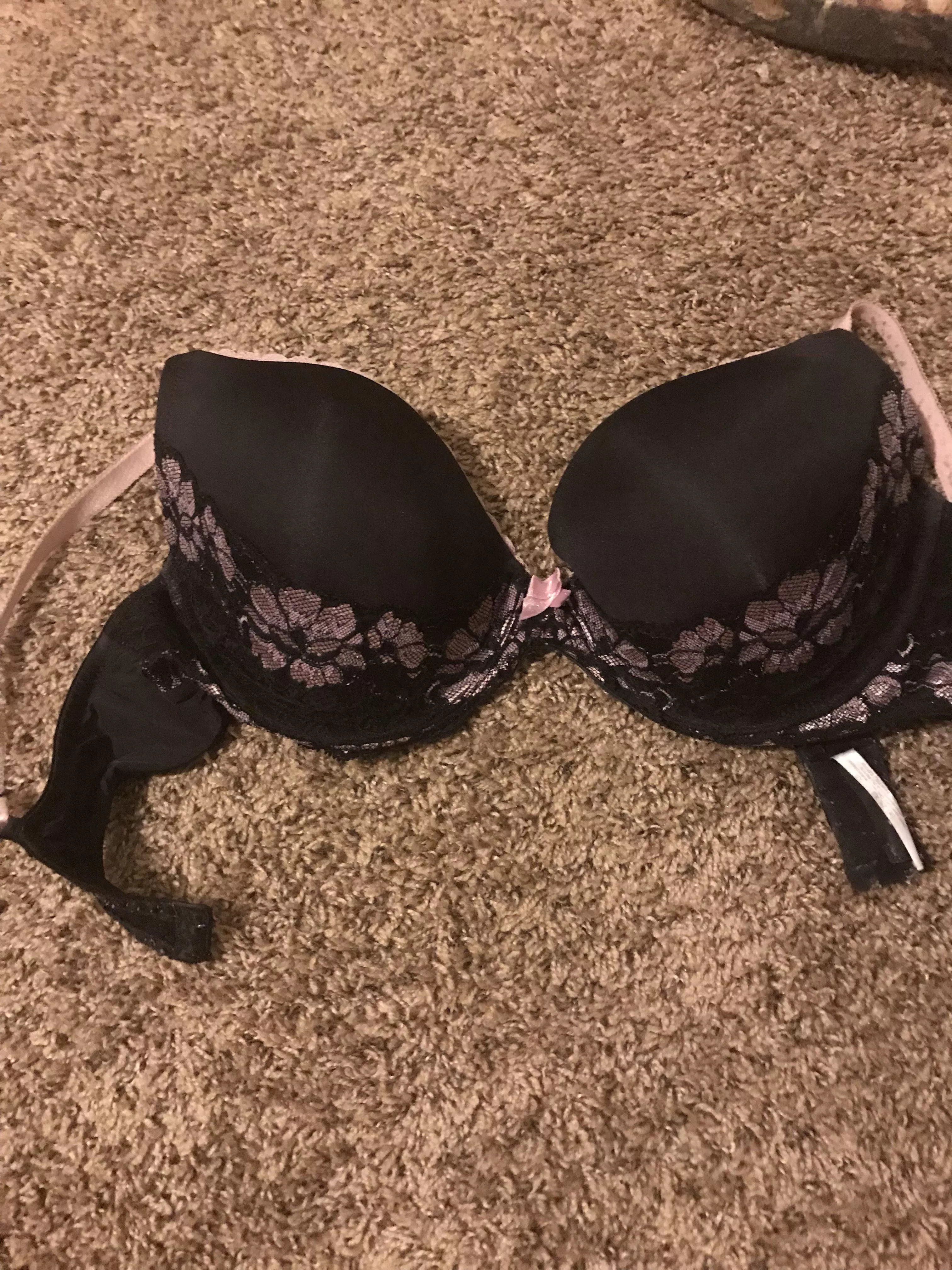 Can anyone help identify a bra?