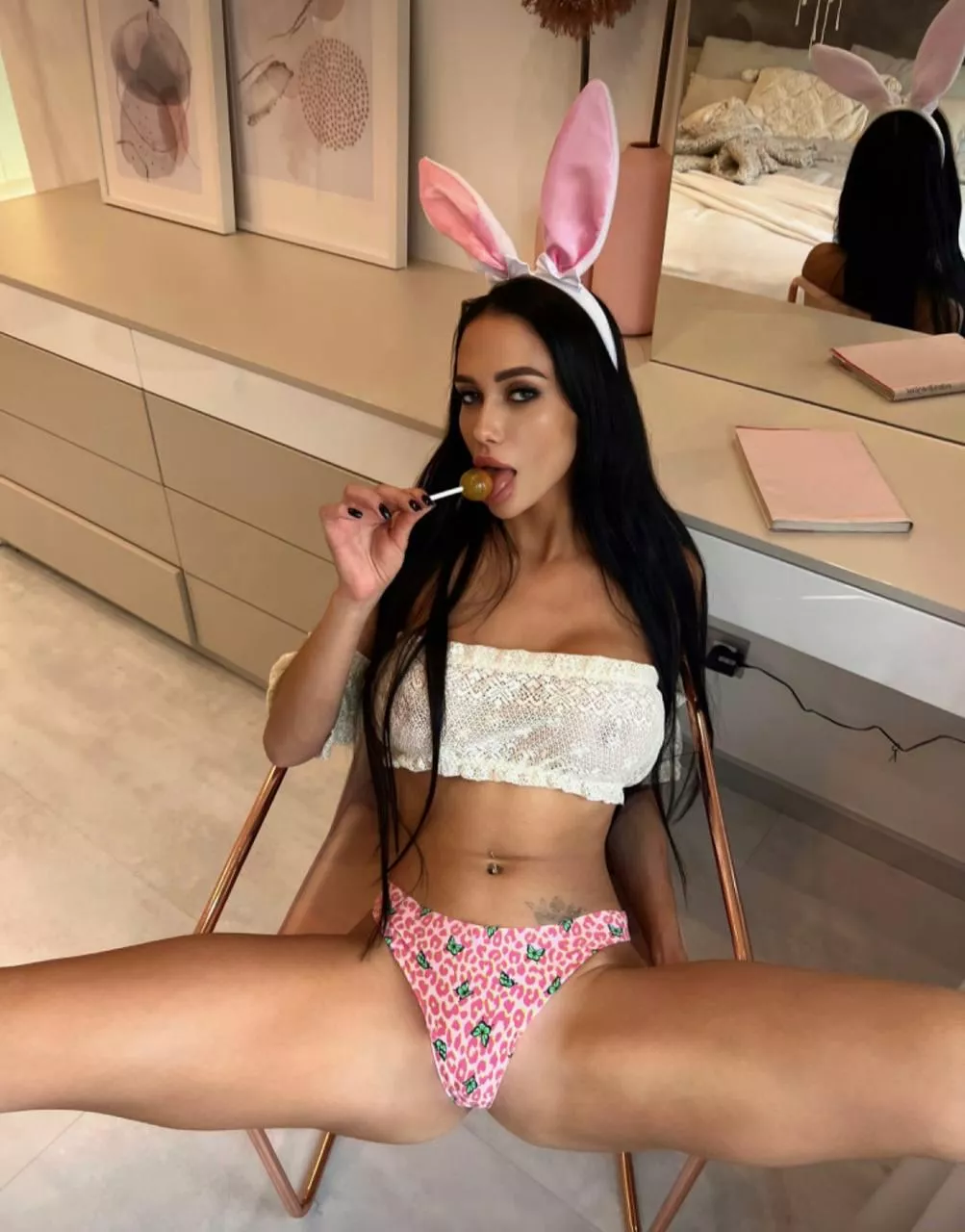 Can i be your bunny girl? 