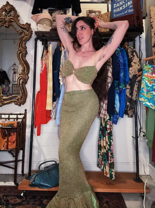 Did you know that mermaids have hairy armpits?