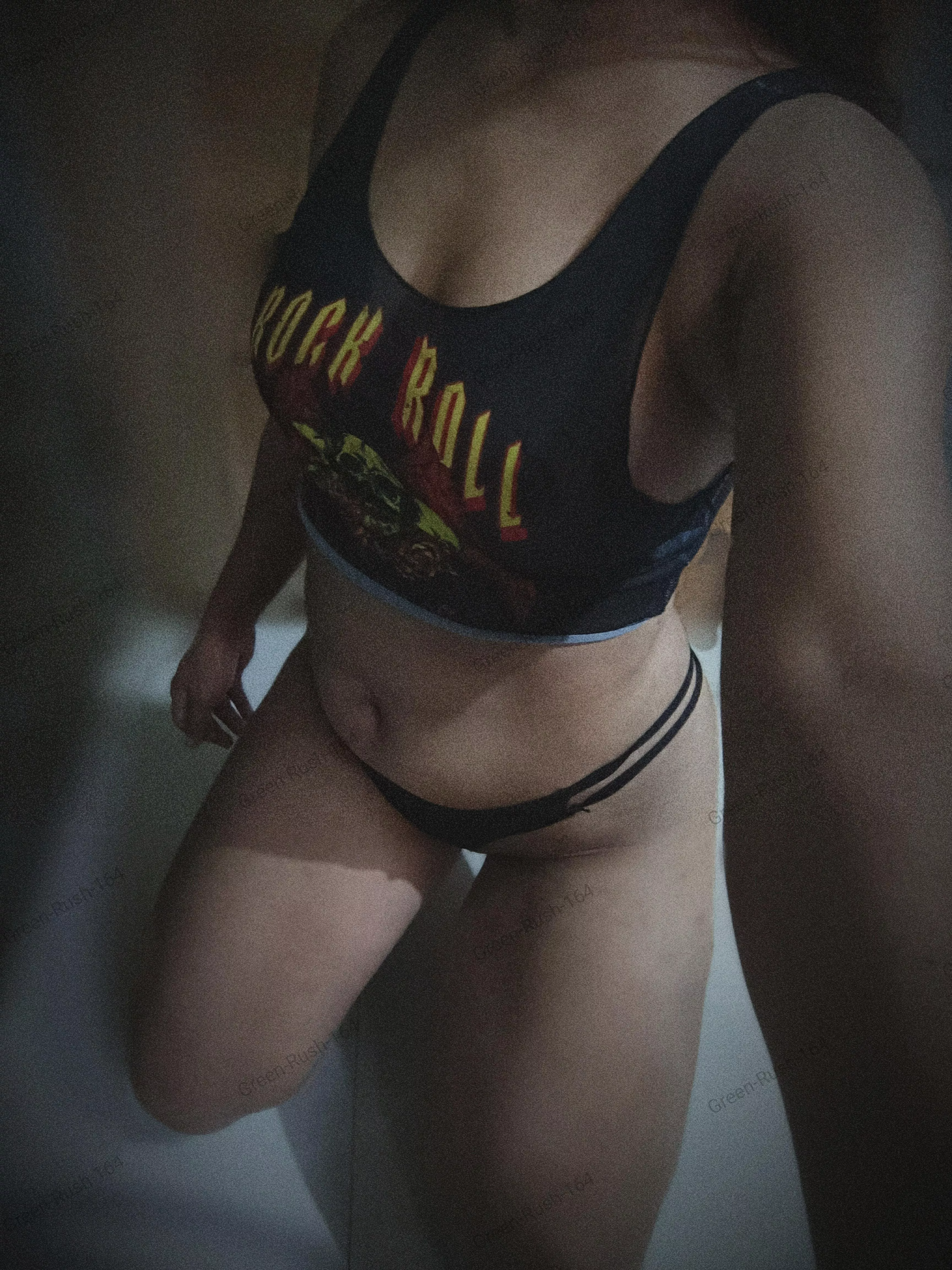 [F]uck this humidity 😩