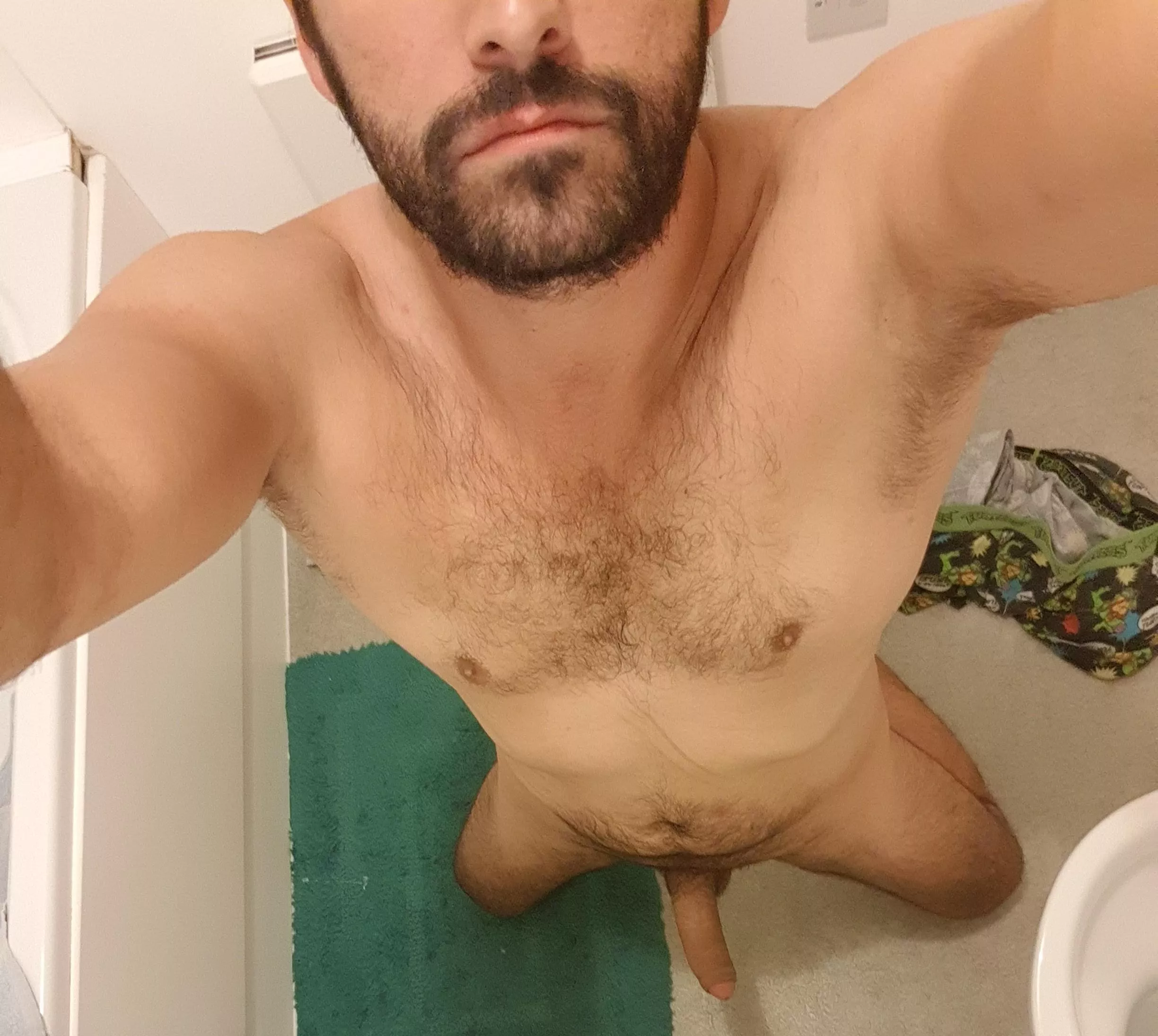 Gettin ready for my shower (41)