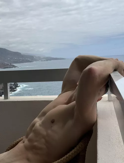 I love showing off my smooth armpits 