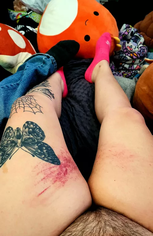 Leaving babygirl with a few new marks to remember me by.