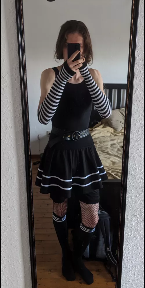 Should I go to pride like that? :0