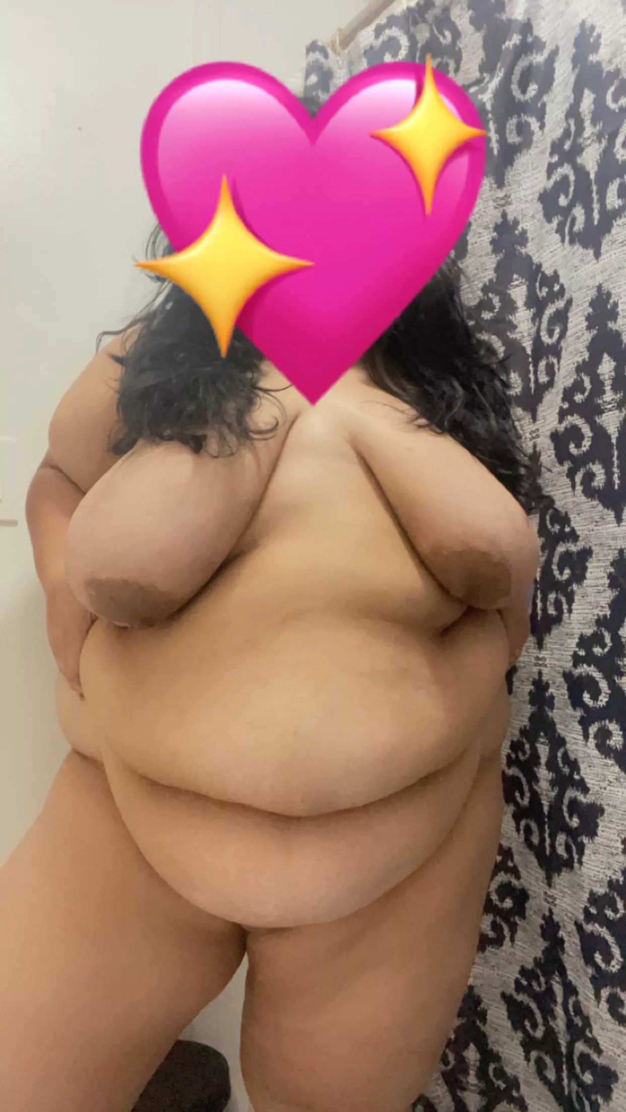Titty and tummy Thursday? 🤪