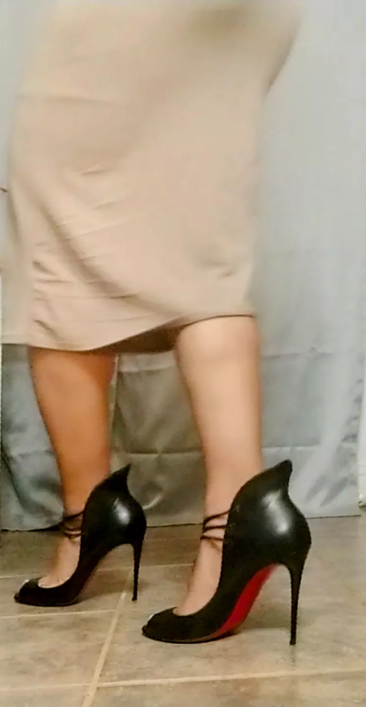 Christian Louboutin Megavamp