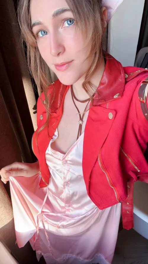Got to try my Aerith cosplay again! 