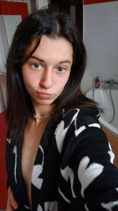 Hop in the shower with me 🤭