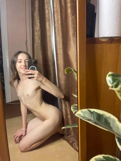 I've never met a person who loves tiny tits in person, are there anyone who loves to suck on tiny tits?