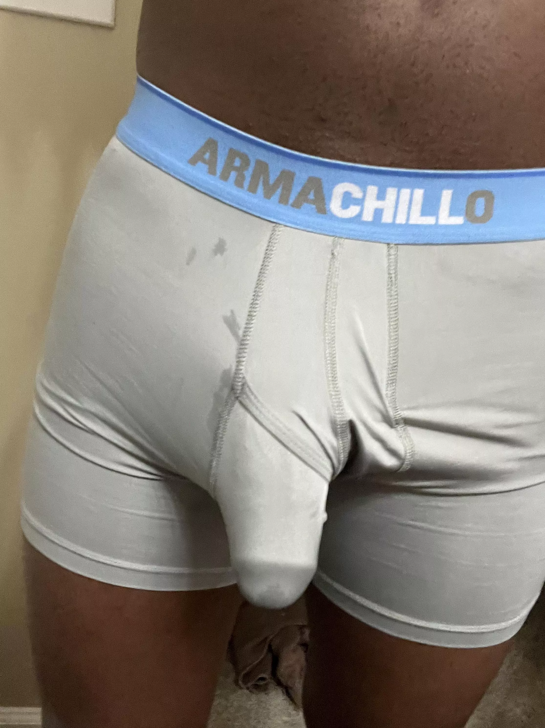Just a normal bulge(25)