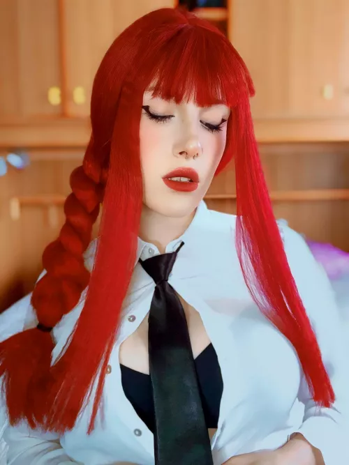 Makima cosplay by Pufurin