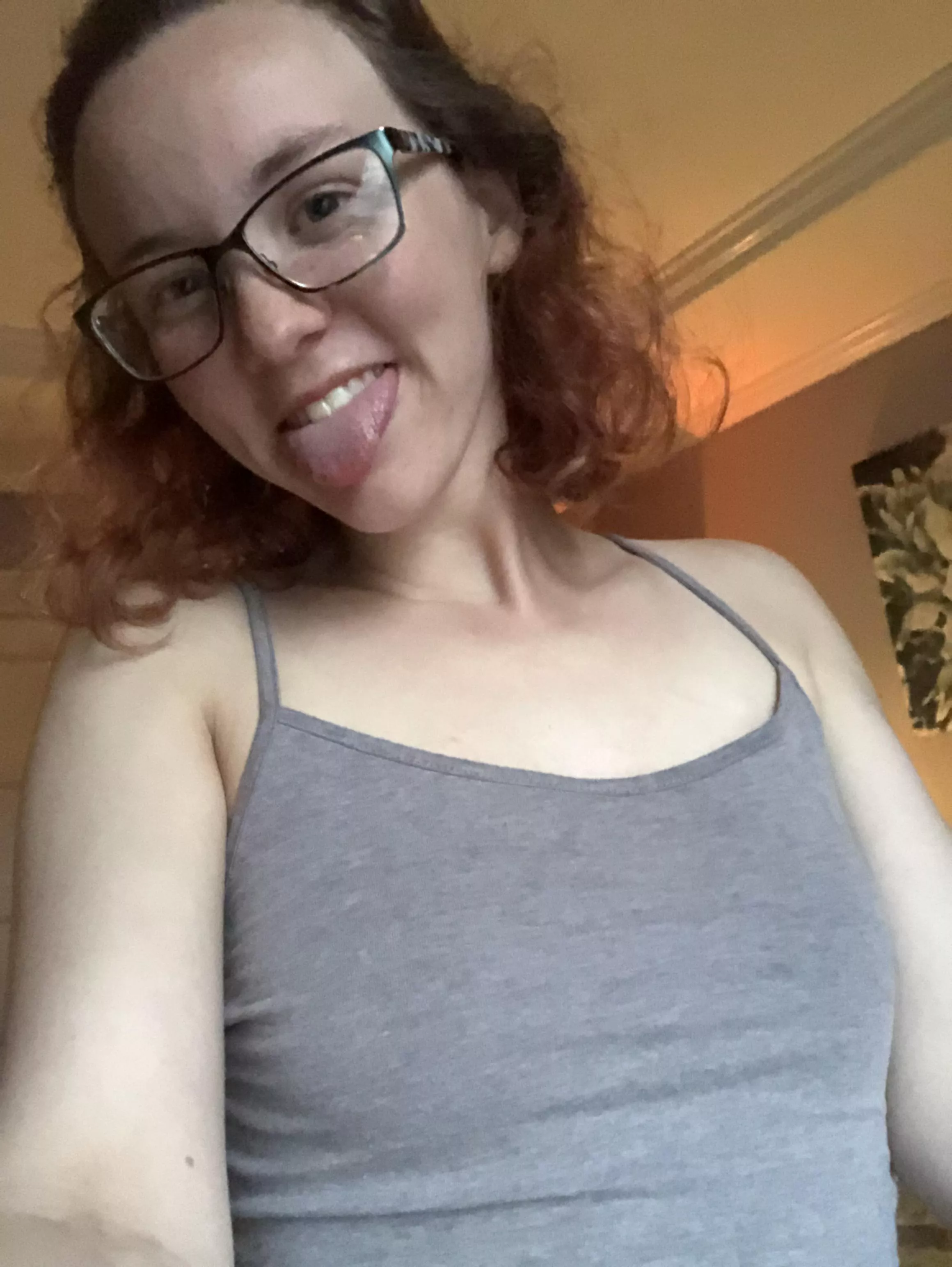 Nerdy girls are lots of fun😛