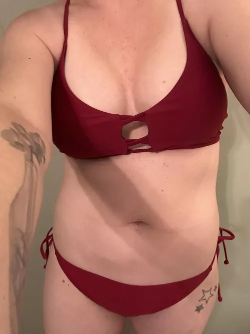 New red bathing suit. Yes or no?