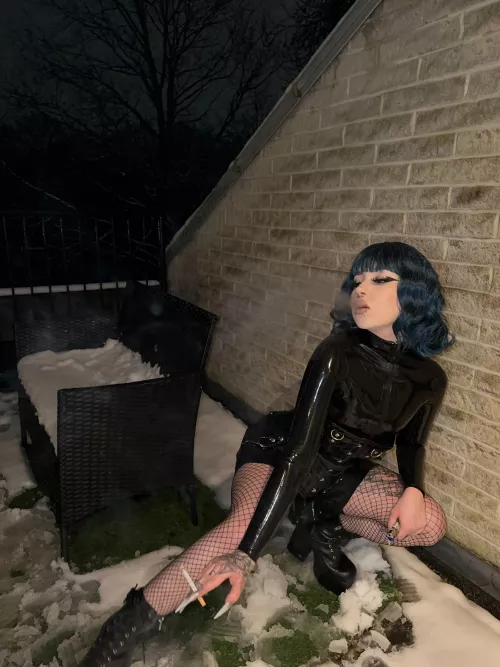 Smoking in latex