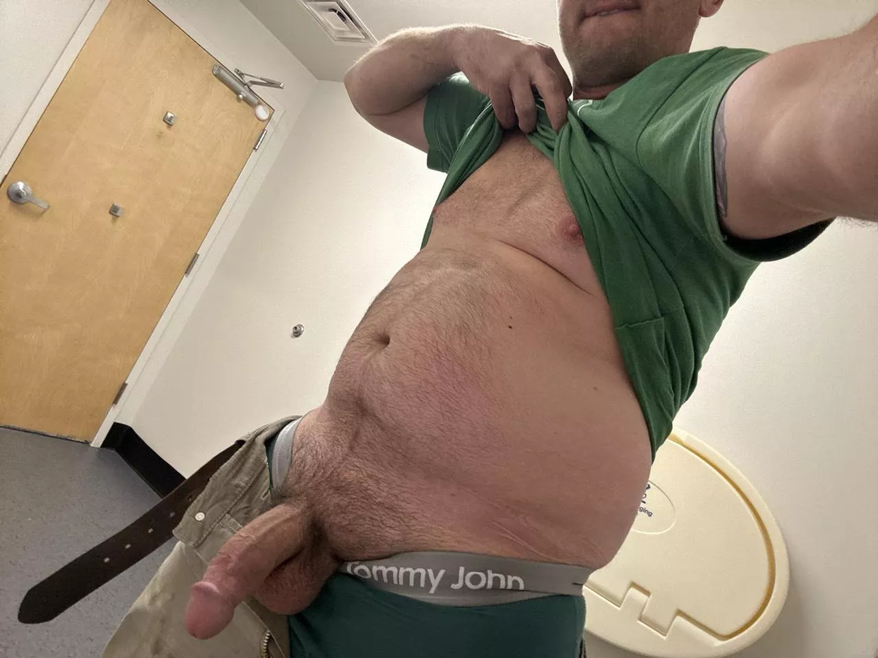 [36] boss makes a dollar I make a dime so here’s my cock on company time