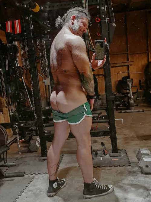 AMA, especially if it's about squats