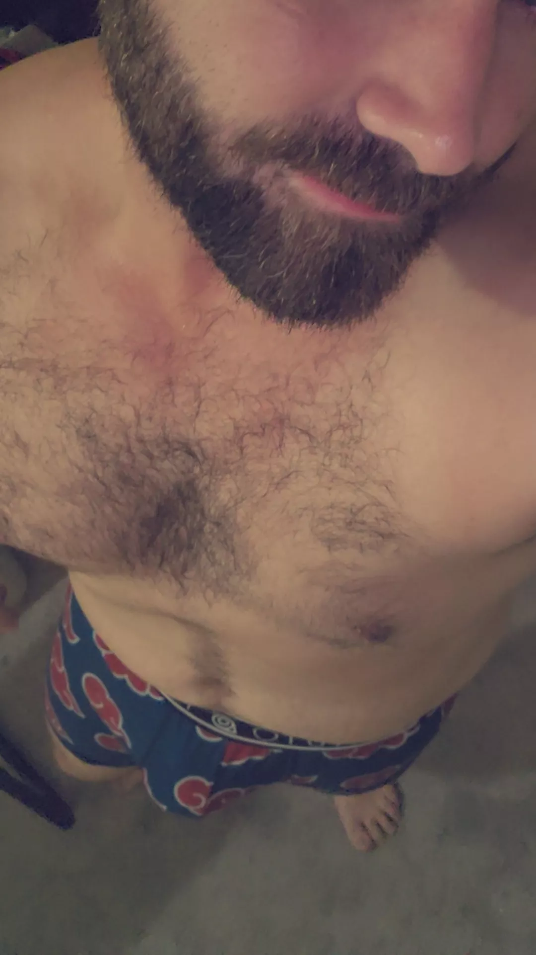 Any girls wanna watch anime and cuddle? 