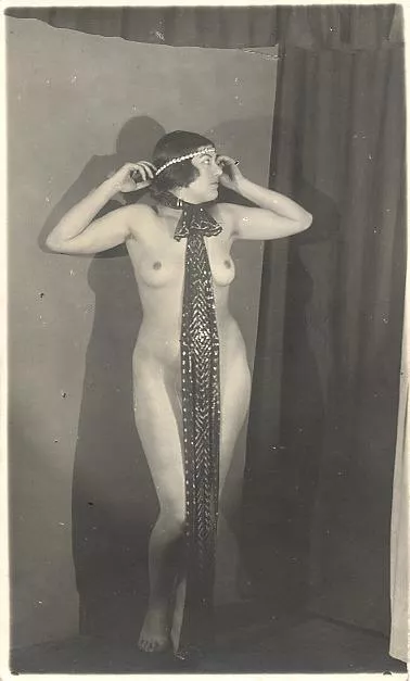 Bawdy Flapper