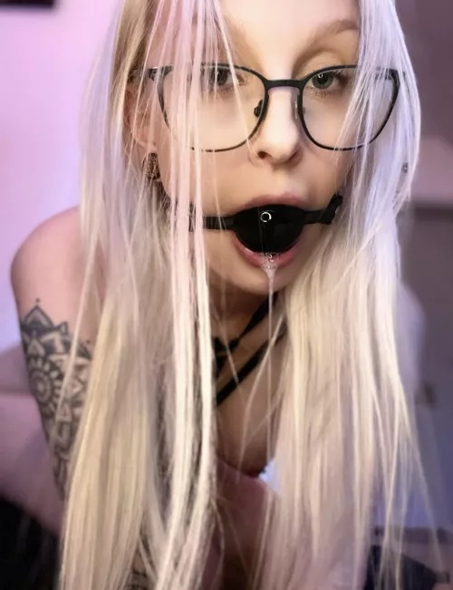 Can’t stop drooling in this gag 🤤