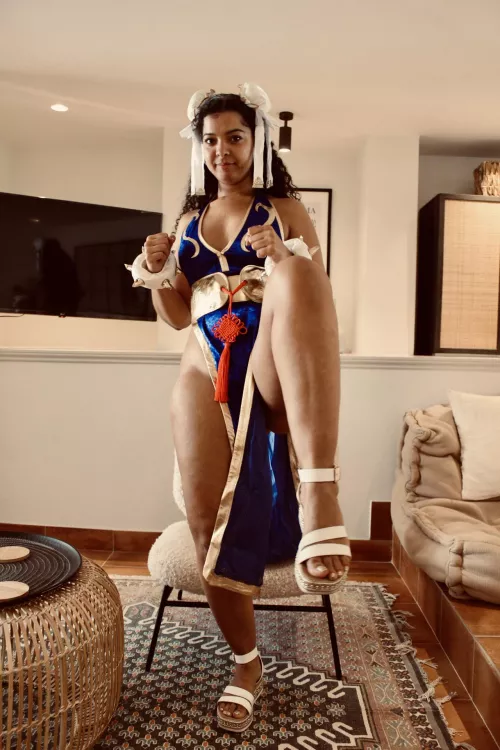Chun-Li kick game is 🔥 