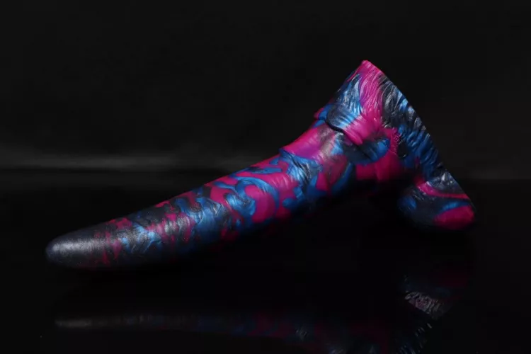 Didn't plan on ordering from this drop, but this M/M Sveinn was way too pretty to say no.