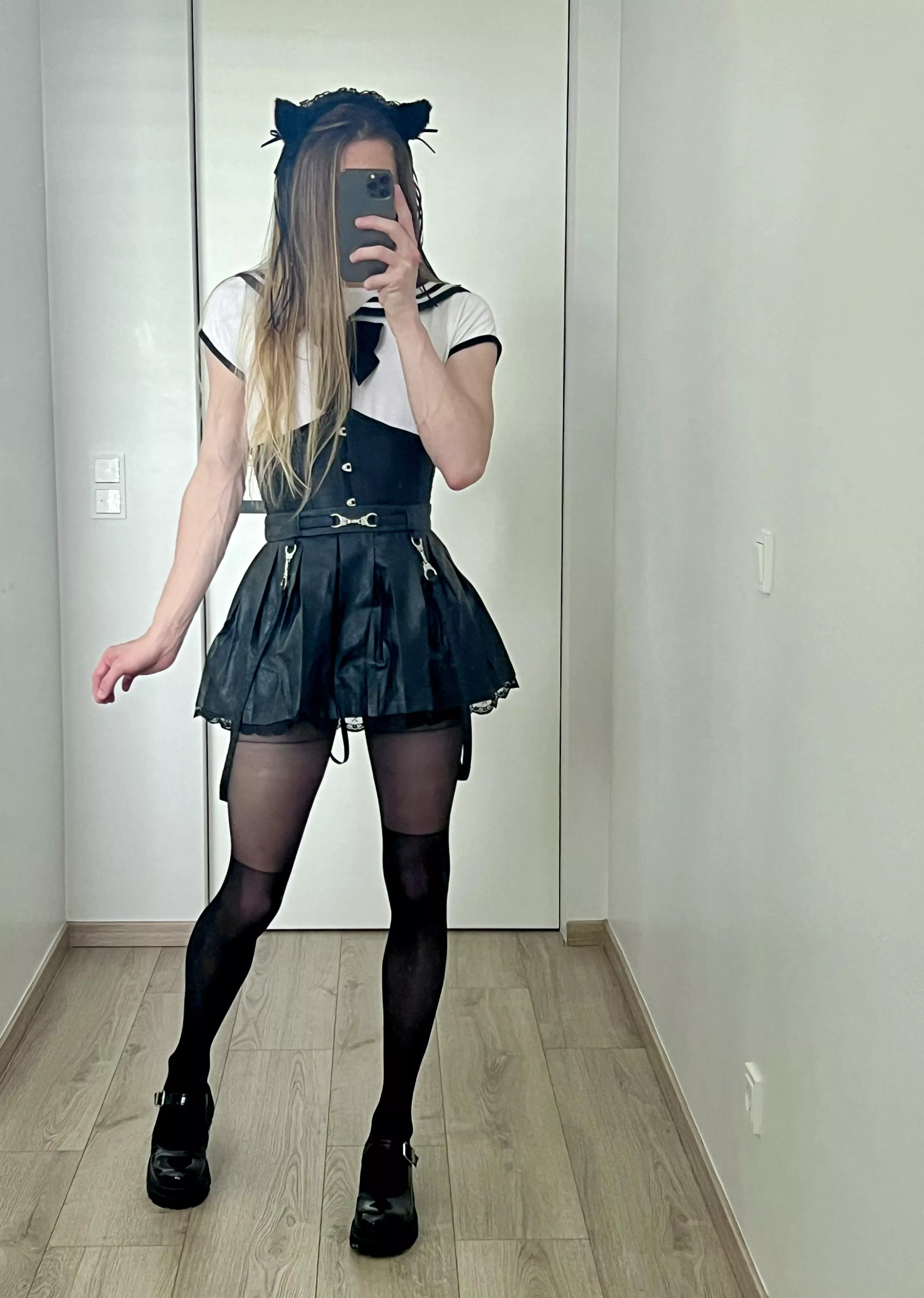 First post here on Reddit! I hope this fits in here ._.