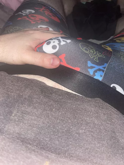 How’s my cock look?