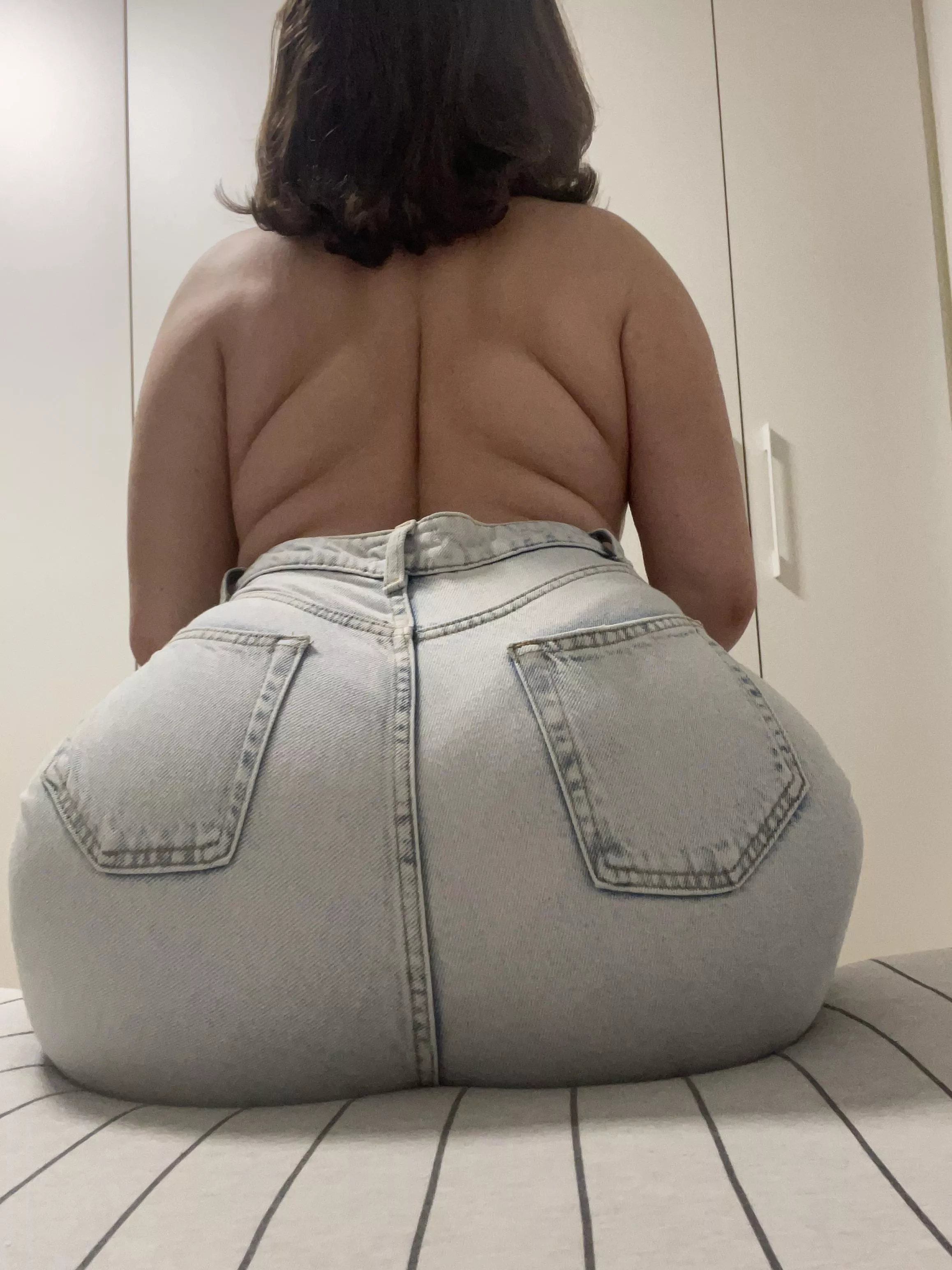 I love my back rolls 🐽🥰