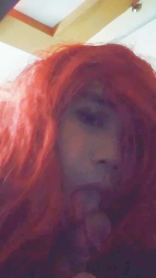 I love to suck cock and take selfies 😋🍆💞