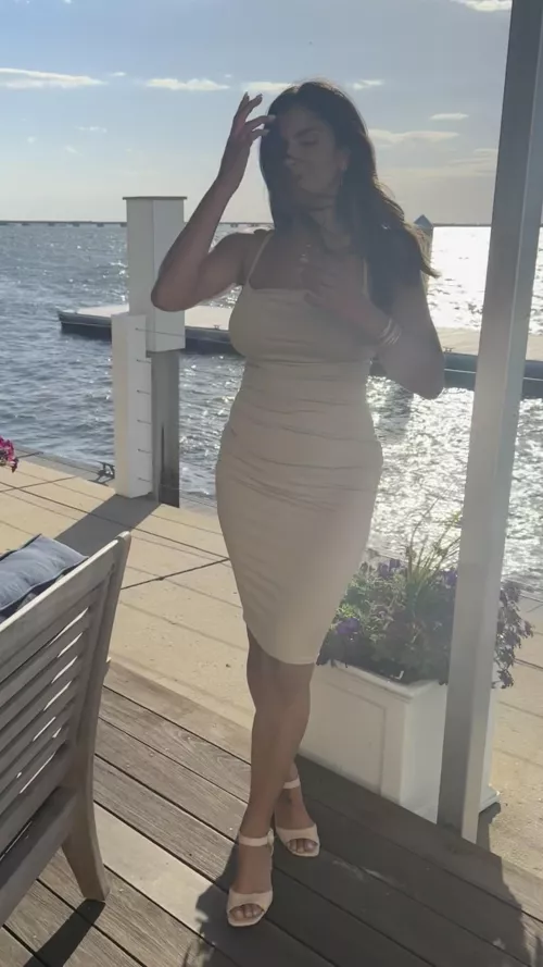 Milf in a tight dress